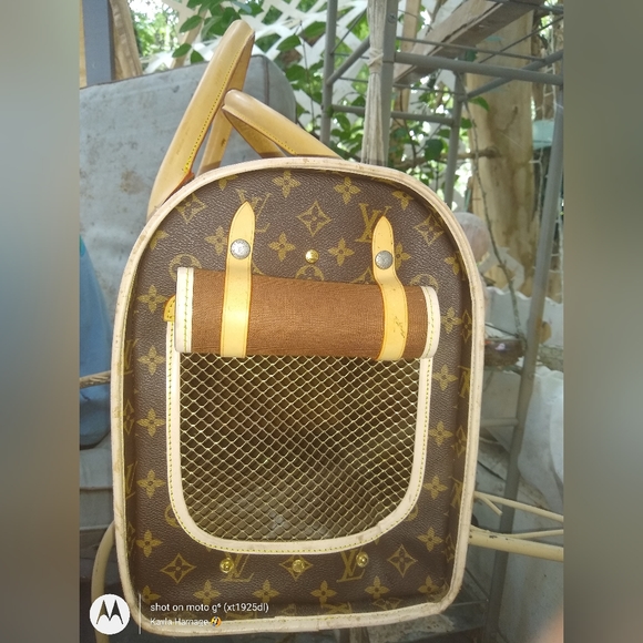 Louis Vuitton dog carrier travel Lv vacation luxury designer - Picture 2 of 4